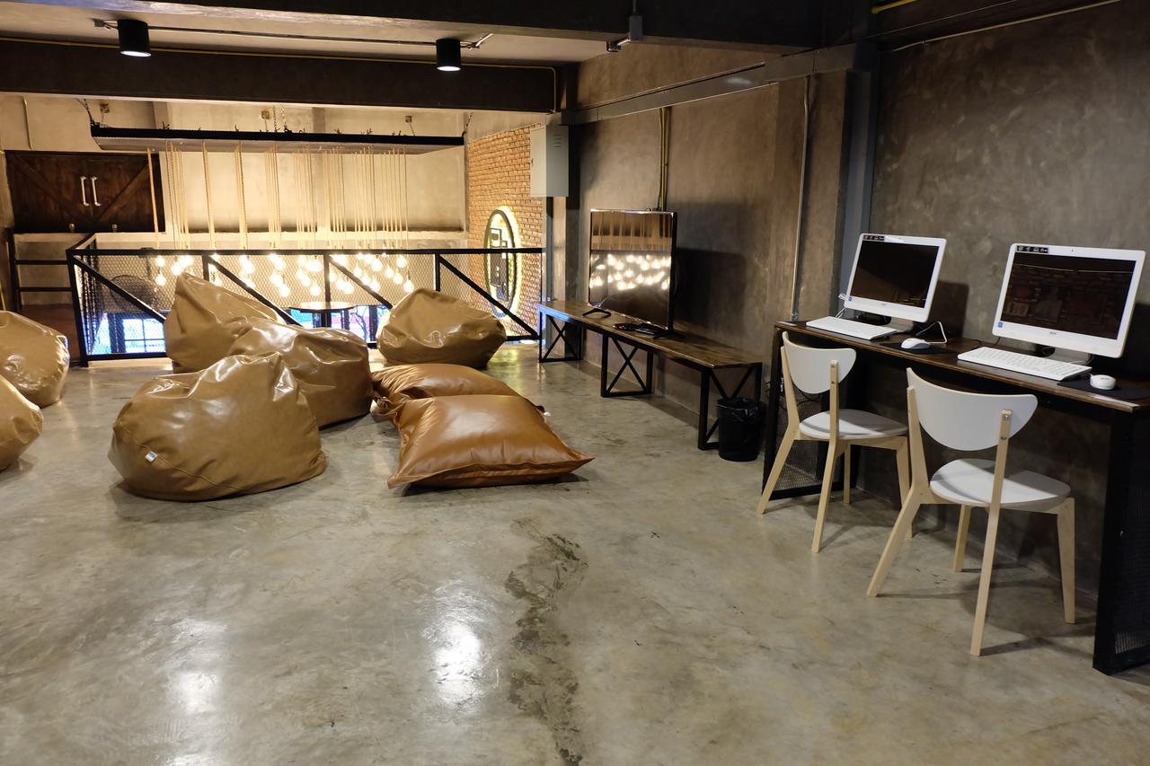Sleepover Hostel Ban Bang Khwang Eksteriør bilde
